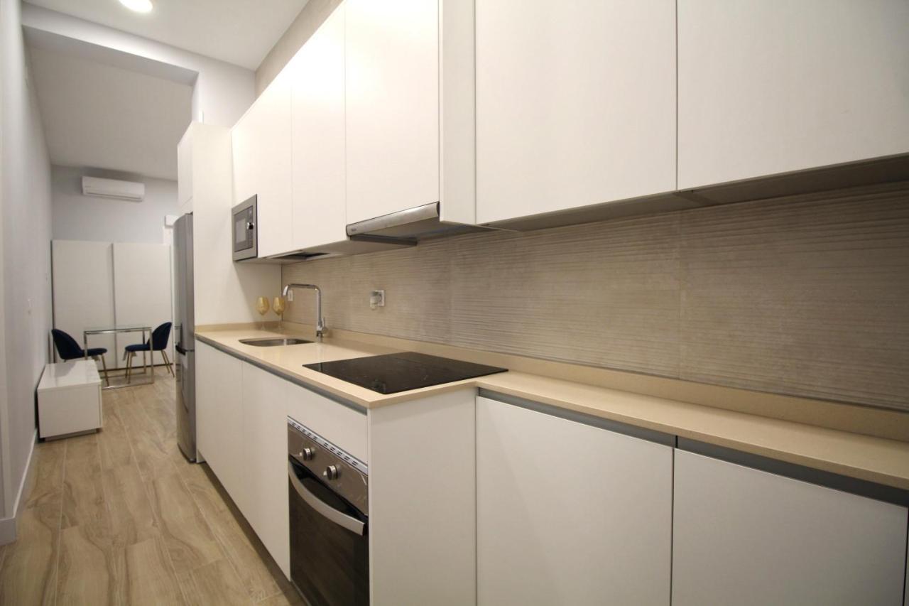 Apartamento En Embajadores Madrid Eksteriør billede