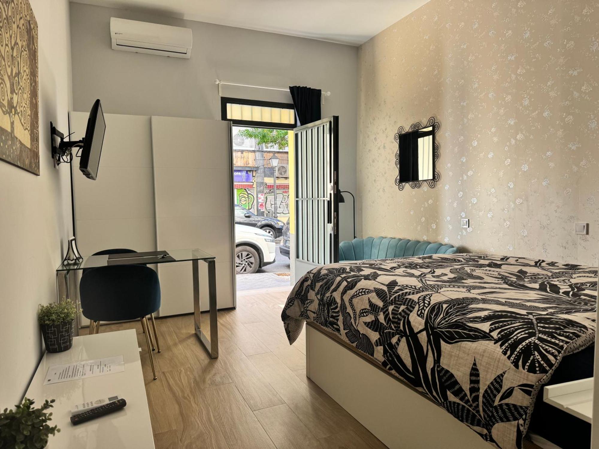 Apartamento En Embajadores Madrid Eksteriør billede